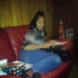 Meet your Posher, Latoya